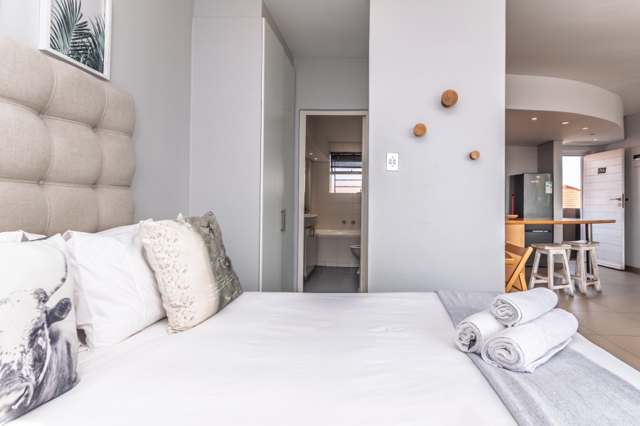 To Let 0 Bedroom Property for Rent in Green Point Western Cape